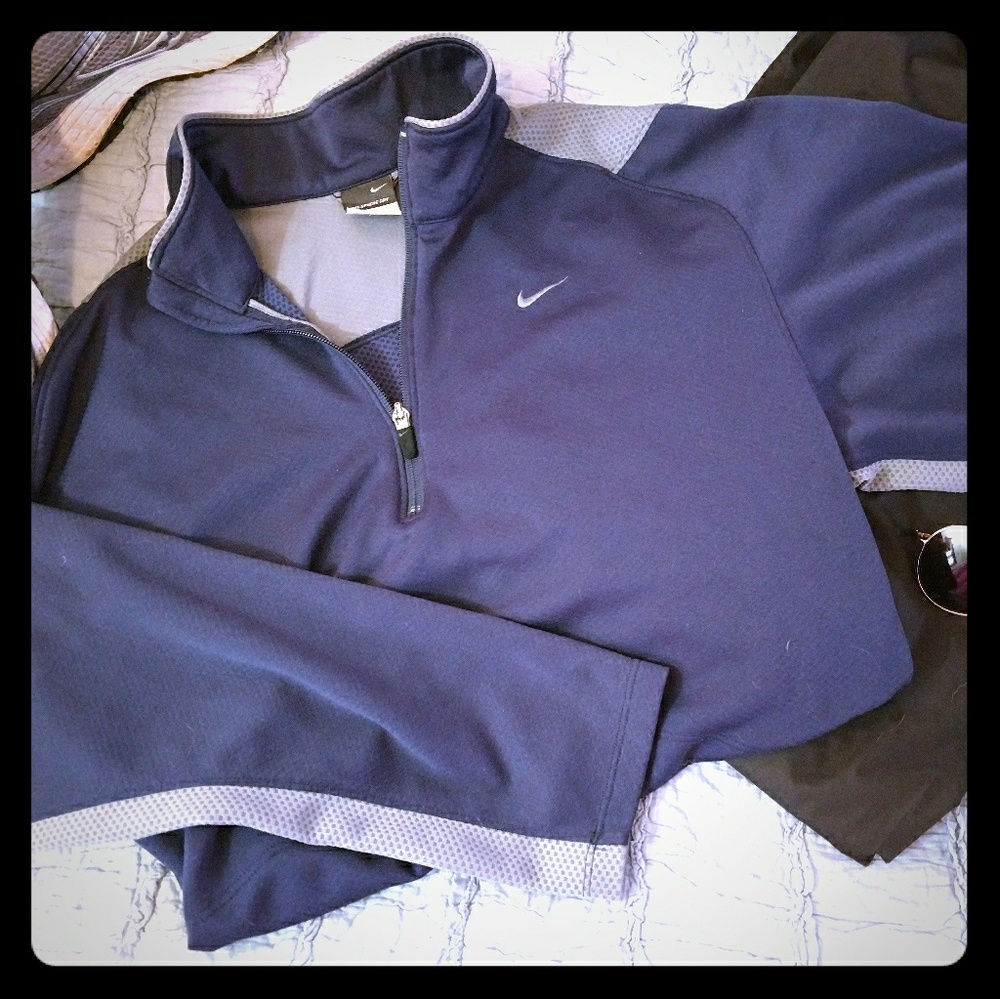 Nike Sphere Dry Pullover